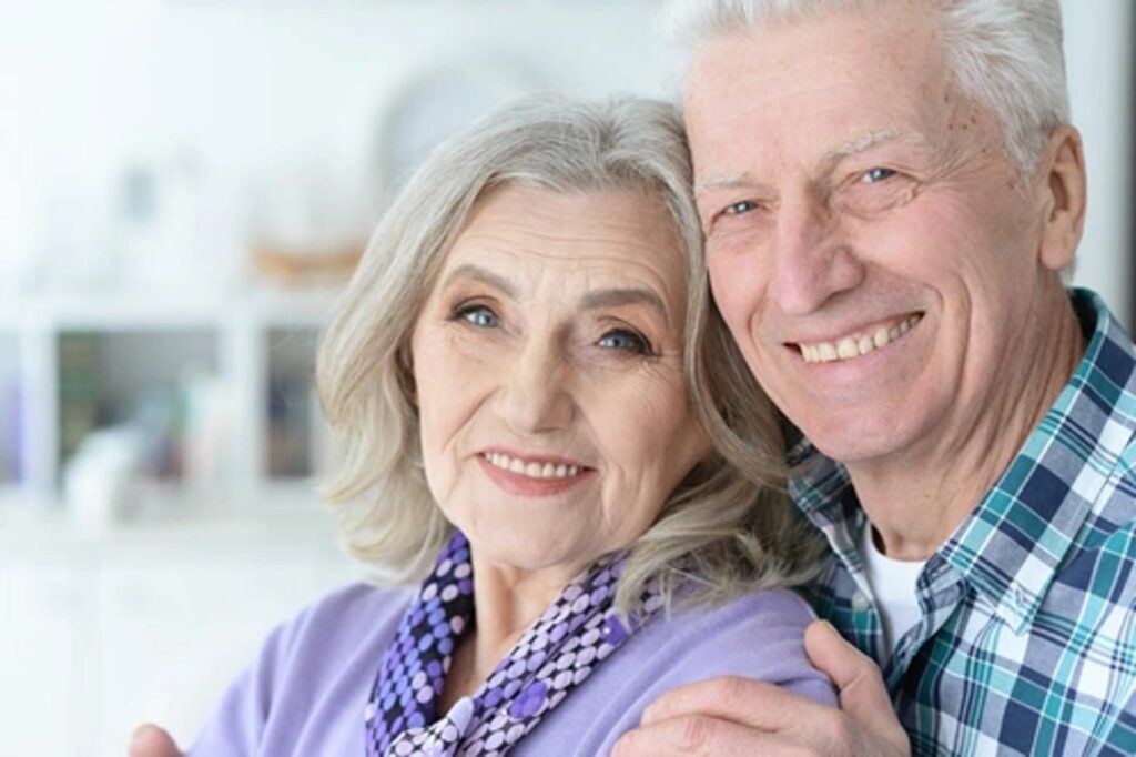 Two Seniors who have the tools to get counseling services for Reverse Mortgage Certification